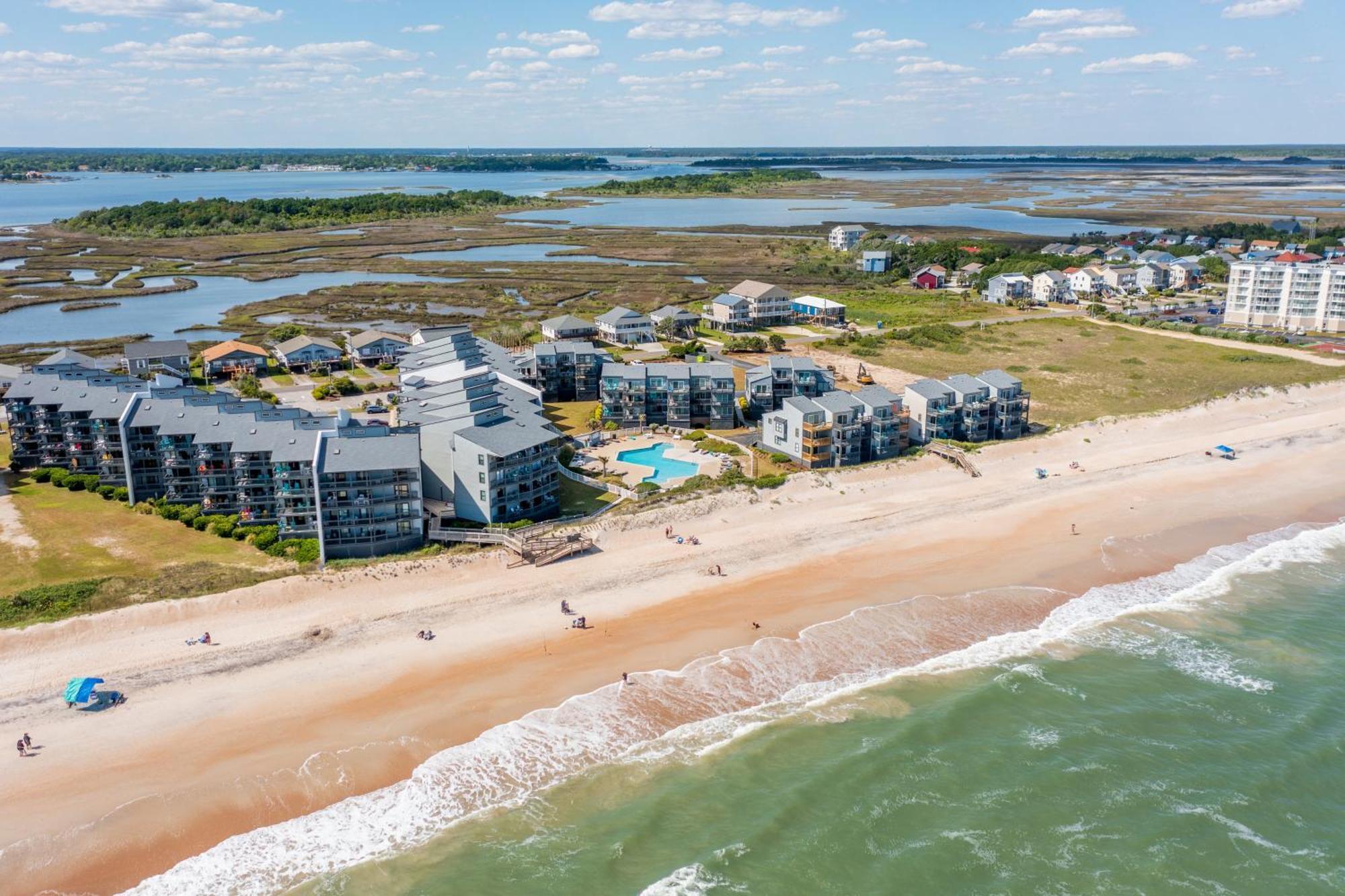 Shipwatch Villas North Topsail Beach Oda fotoğraf
