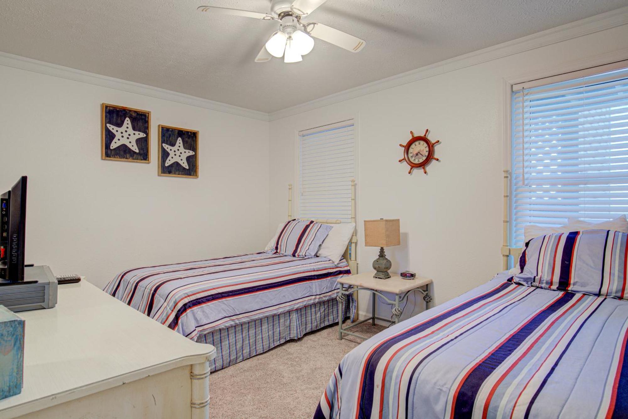 Shipwatch Villas North Topsail Beach Oda fotoğraf